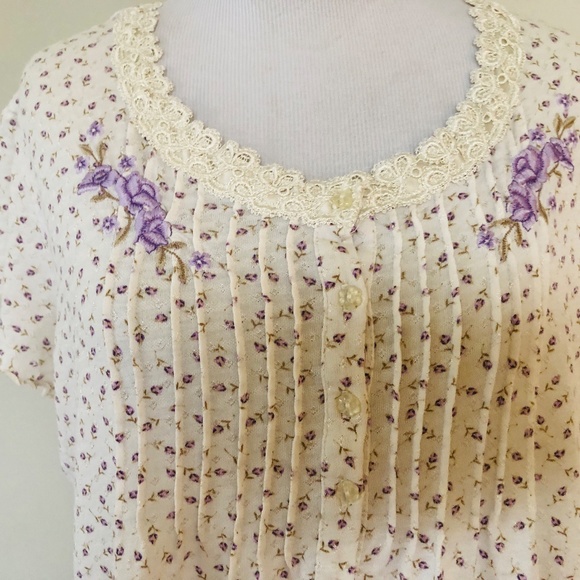 Nightgown SECRET TREASURES Size 12 14 Medium Short Sleeves Floral - Picture 3 of 9